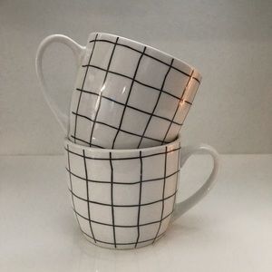 Urban outfitters 12 oz mugs black and white